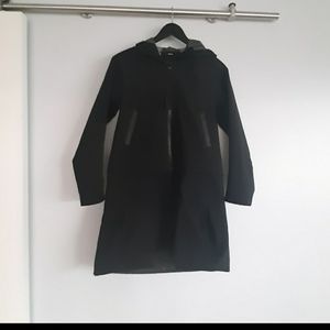 LULULEMON zip off rain jacket